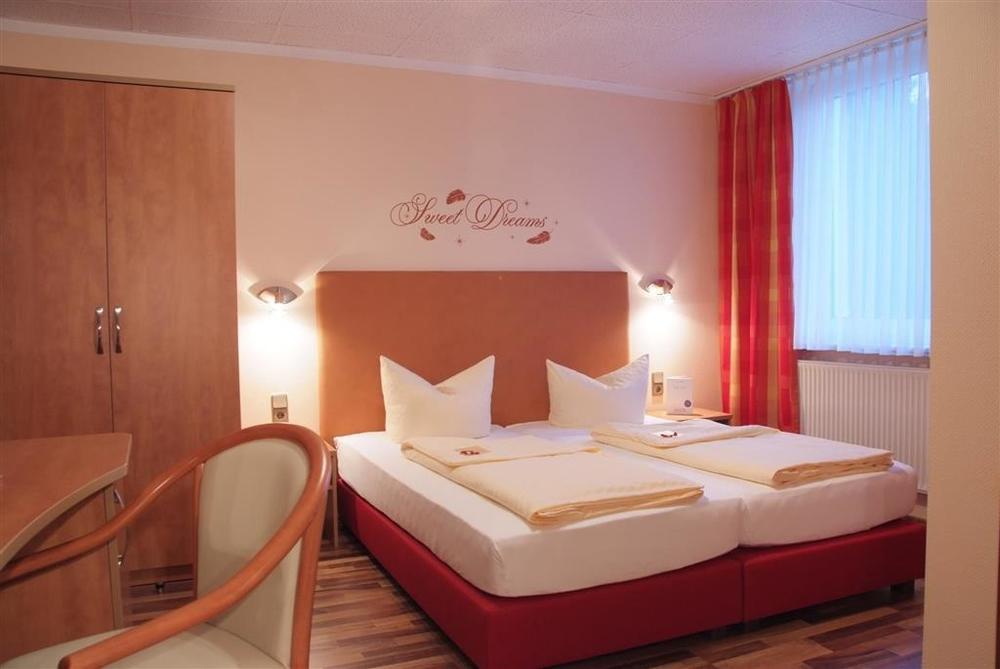 Arena Hotel غيلسنكيرشن الغرفة الصورة