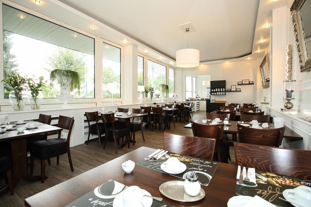 Arena Hotel غيلسنكيرشن المظهر الخارجي الصورة